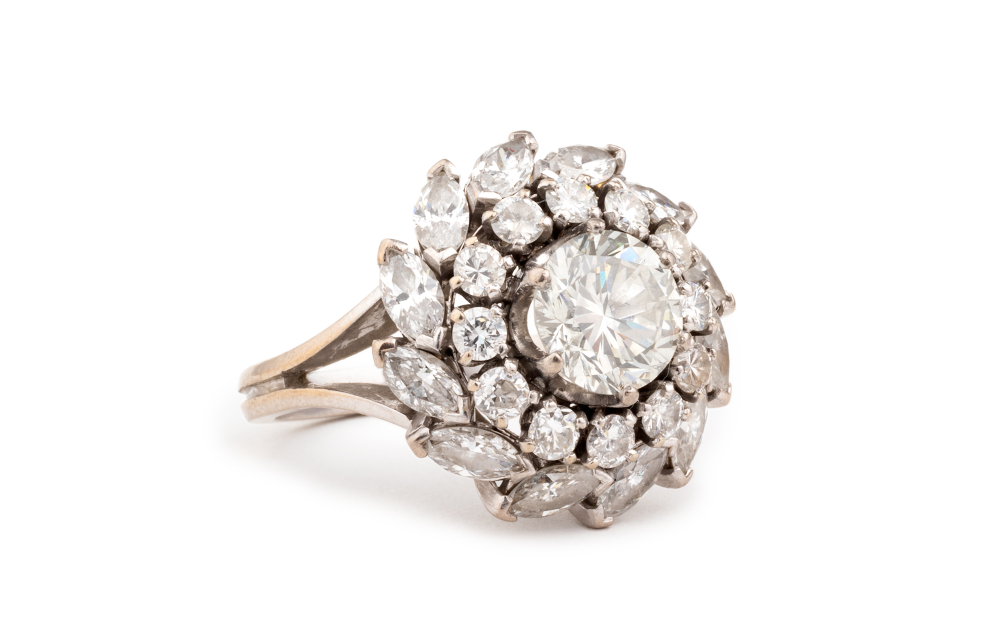 Bijoux, montres, bijoux ethniques + Arts Premiers et La Famille Chopard