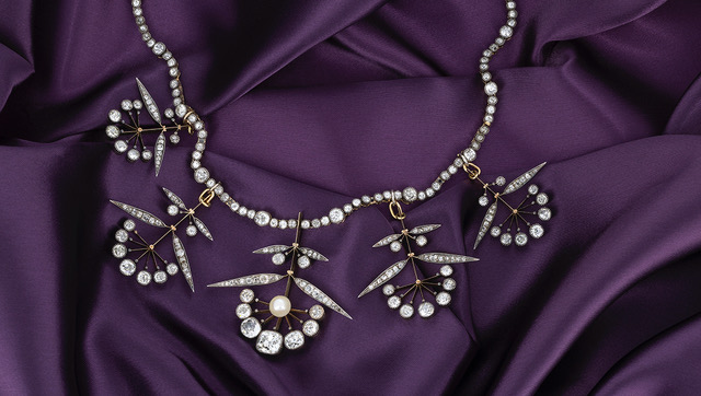 50 Bijoux et leur histoire  